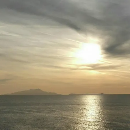 Apartment Il Tipo In The Heart Of Sorrento