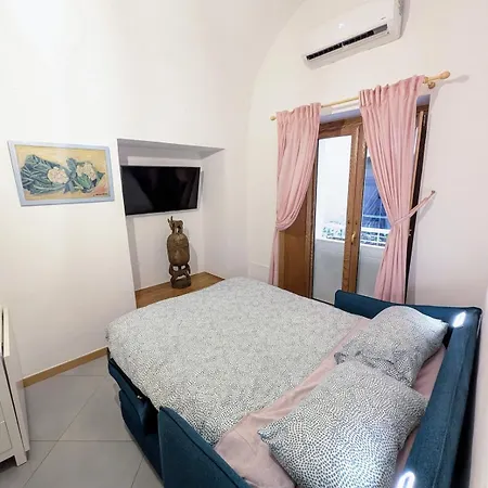 Il Tipo In The Heart Of Апартаменти Сорренто